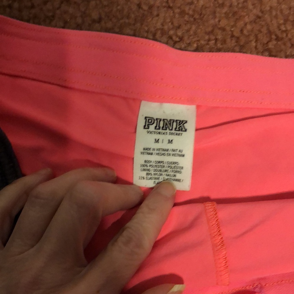 Victoria Secret PINK Shorts - Picture 4 of 5
